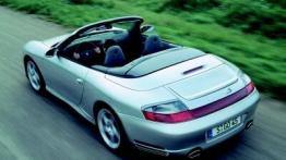 Porsche 911 Carrera 4S Cabriolet - widok z tyłu