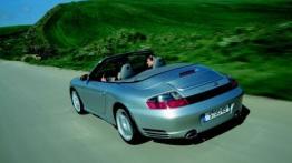 Porsche 911 Carrera 4S Cabriolet - widok z tyłu