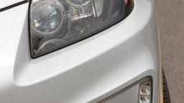 Toyota RAV4 EV - lewy przedni reflektor - wyłączony