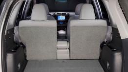 Toyota RAV4 EV - bagażnik
