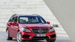 Mercedes E 250 kombi Facelifting - widok z przodu