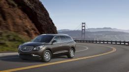 Buick Enclave Facelifting - widok z przodu