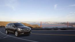 Buick Enclave Facelifting - widok z przodu