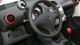 Peugeot 107 Street Racing - pełny panel przedni