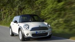 Mini Cooper II D Facelifting - widok z przodu