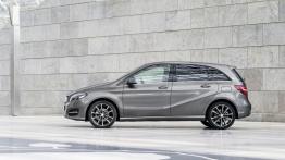 Mercedes B 220 CDI 4MATIC (W 246) Facelifting - lewy bok