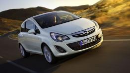 Opel Corsa po liftingu - widok z przodu