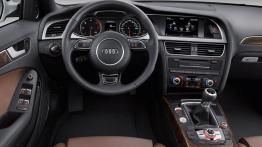 Audi A4 Avant Facelifting - kokpit