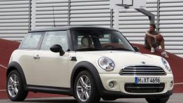 Mini Cooper II D Facelifting - prawy bok