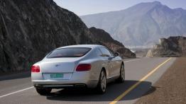 Bentley Continental GT Facelifting - widok z tyłu