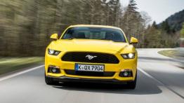 Ford Mustang VI Coupe EcoBoost (2015) - wersja europejska - widok z przodu