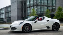 Alfa Romeo 4C Spider White (2016) - wersja amerykańska - lewy bok