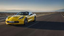 Chevrolet Corvette C7 Stingray Coupe (2014) - wersja europejska - widok z przodu