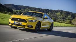 Ford Mustang VI Coupe GT (2015) - wersja europejska - widok z przodu