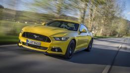 Ford Mustang VI Coupe GT (2015) - wersja europejska - widok z przodu