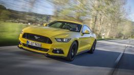 Ford Mustang VI Coupe GT (2015) - wersja europejska - widok z przodu