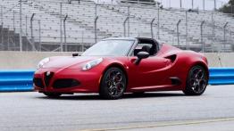 Alfa Romeo 4C Spider Rosso (2016) - wersja amerykańska - lewy bok