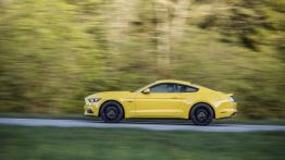 Ford Mustang VI Coupe GT (2015) - wersja europejska - lewy bok