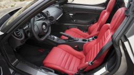 Alfa Romeo 4C Spider Basalt Grey (2016) - wersja amerykańska - widok ogólny wnętrza z przodu