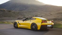 Chevrolet Corvette C7 Stingray Coupe (2014) - wersja europejska - widok z tyłu