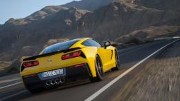 Chevrolet Corvette C7 Stingray Coupe (2014) - wersja europejska - widok z tyłu