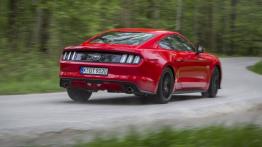 Ford Mustang VI Coupe GT (2015) - wersja europejska - widok z tyłu