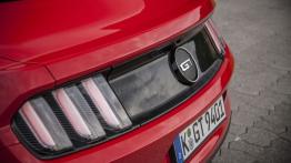 Ford Mustang VI Coupe GT (2015) - wersja europejska - emblemat