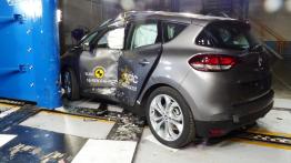 Euro NCAP przetestowało cztery modele. Dwa miały poprawkę