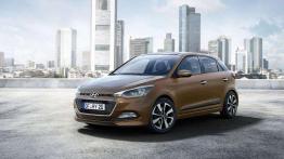 Hyundai rozpoczyna wyprzedaż modeli z 2015 roku