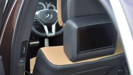 Mercedes-Benz E350 BlueTEC - wehikuł czasu dla wybrednych