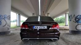 Mercedes-Benz E350 BlueTEC - wehikuł czasu dla wybrednych