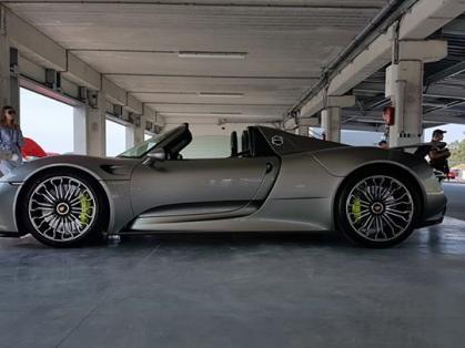 #Porsche #parade #918spyder #michelin