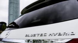 Mercedes klasy C 300 BlueTEC HYBRID (2014) kombi - emblemat