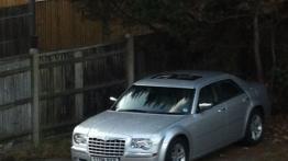 Chrysler 300C  Sedan - galeria społeczności - widok z przodu