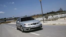 Saab 9-5 SportKombi - widok z przodu