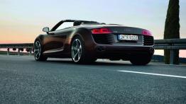 Audi R8 Spyder 4.2 FSI - widok z tyłu