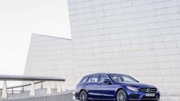 Mercedes klasy C 250 BlueTEC 4MATIC (2014) kombi - widok z przodu