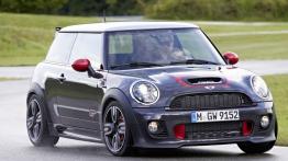 Mini John Cooper Works GP II - widok z przodu