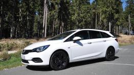 Opel Astra po faceliftingu – mocno się zdziwisz, jak poznasz nowe silniki