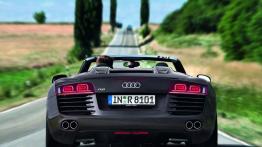 Audi R8 Spyder 4.2 FSI - widok z tyłu