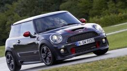 Mini John Cooper Works GP II - widok z przodu