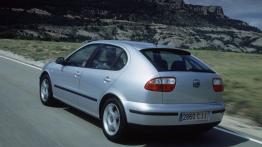 Seat Leon 1.9TDI - lewy bok