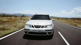 Saab 9-5 SportKombi - widok z przodu