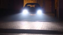 Daewoo Lanos  Hatchback - galeria społeczności - przód - reflektory włączone