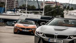 BMW i8 Roadster – supersamochód bez dachu i z trzema cylindrami