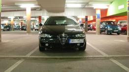 Alfa Romeo 156 I Sedan - galeria społeczności - przód - reflektory wyłączone