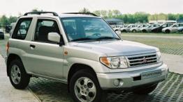 Mitsubishi Pajero Pinin - prawy bok