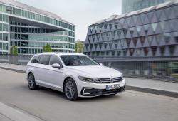 Volkswagen Passat B8 GTE Variant Facelifting - Oceń swoje auto