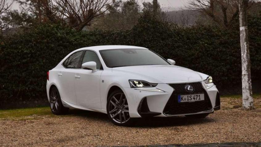 Lexus IS III Sedan Facelifting