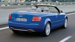 Audi S4 B7 Cabrio - widok z tyłu